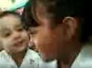 Utilizar el lenguaje para interactuar con... papá y mamá