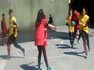El balón que persigue