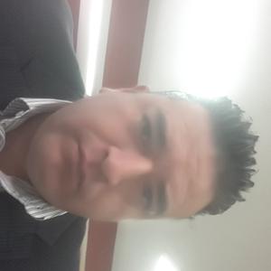 José