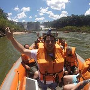 Víctor Mora