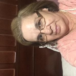 Eloisa Flores